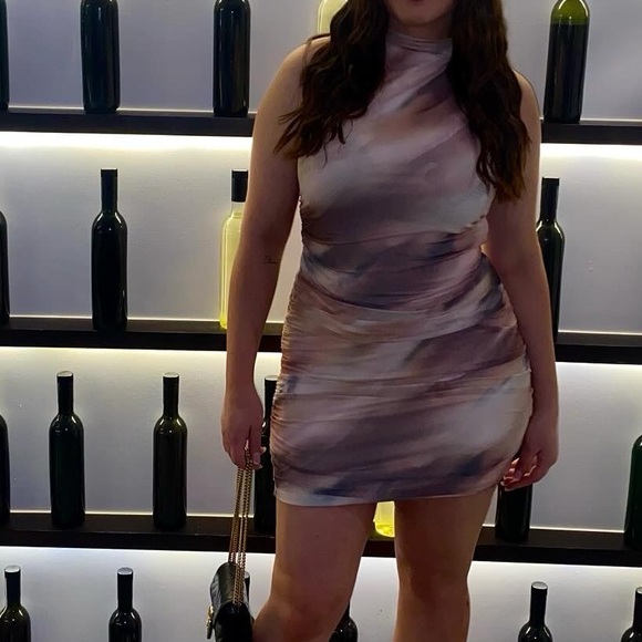 beautiful orange cream tye-dye mini dress. - Picture 2 of 4